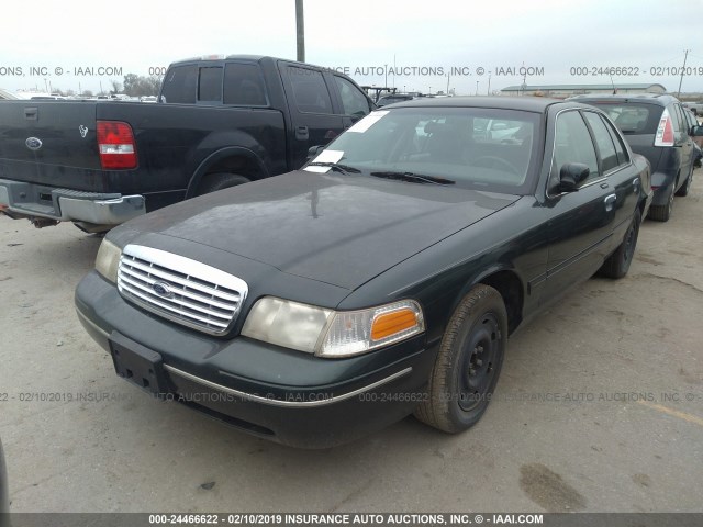 2FAFP73W33X134852 - 2003 FORD CROWN VICTORIA  GREEN photo 2