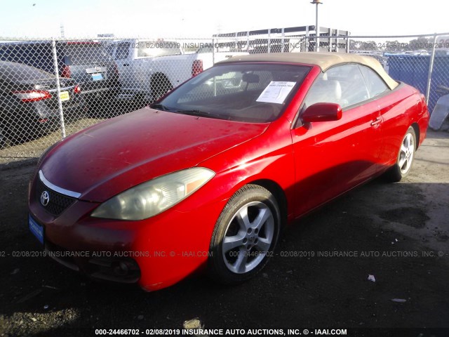 4T1FA38P27U128975 - 2007 TOYOTA CAMRY SOLARA SE/SLE RED photo 2