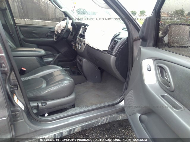 4F2CZ96114KM09593 - 2004 MAZDA TRIBUTE ES 灰色 照片 5