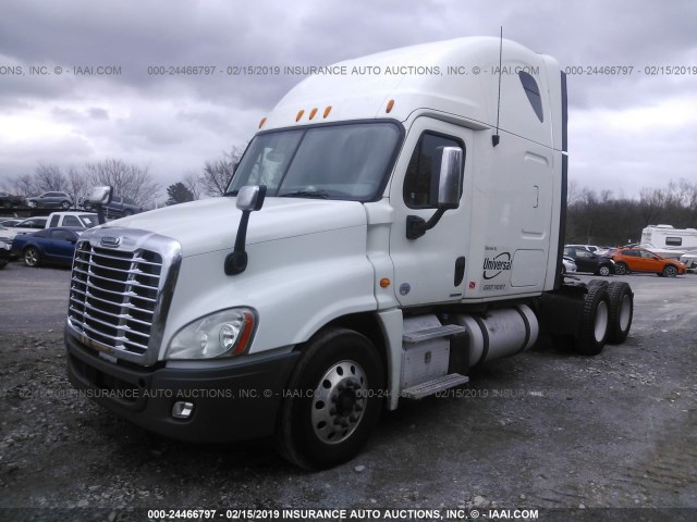 1FUJGLBG0CLBL8549 - 2012 FREIGHTLINER CASCADIA 125  Unknown photo 2