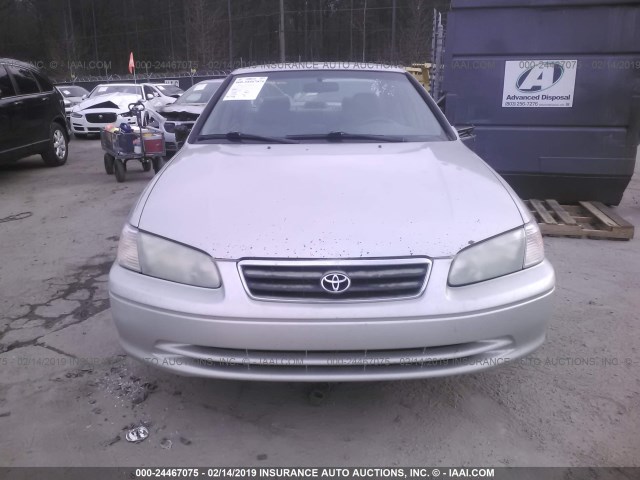 4T1BG22K21U029259 - 2001 TOYOTA CAMRY CE/LE/XLE SILVER photo 6