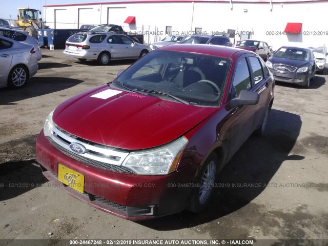 1FAHP3FN7AW269362 - 2010 FORD FOCUS SE RED photo 2