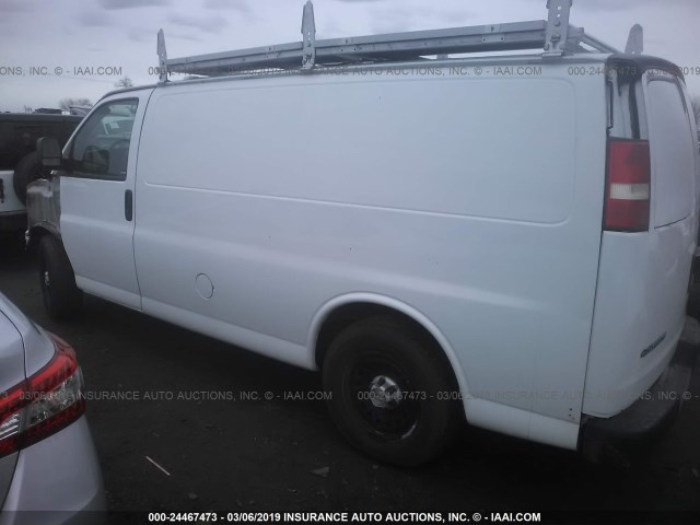 1GCFH154381209601 - 2008 CHEVROLET EXPRESS G1500  WHITE photo 3