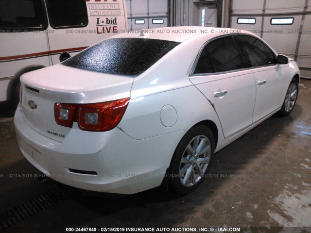 1G11H5SLXEF245709 - 2014 CHEVROLET MALIBU LTZ WHITE photo 4