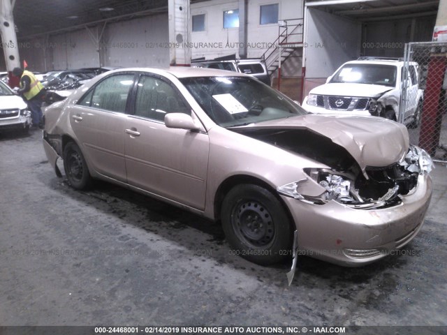 4T1BE32K23U117856 - 2003 TOYOTA CAMRY LE/XLE/SE GOLD photo 1