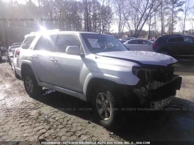 JTEBU5JR1D5115959 - 2013 TOYOTA 4RUNNER SR5/LIMITED/TRAIL SILVER photo 1