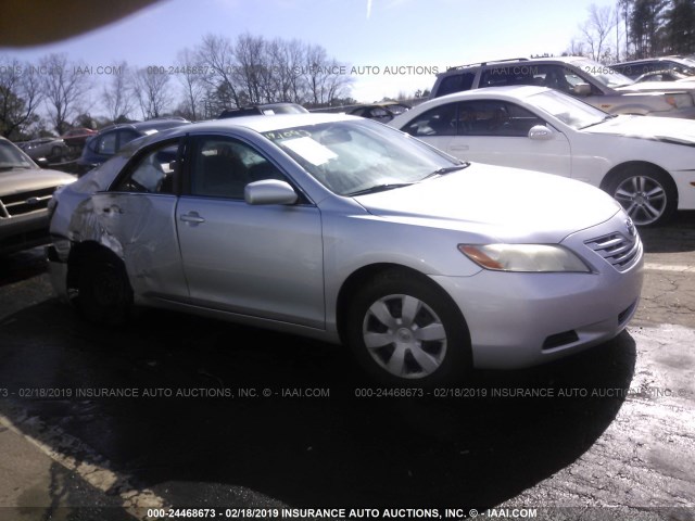 4T1BE46K19U394412 - 2009 TOYOTA CAMRY SE/LE/XLE SILVER photo 1