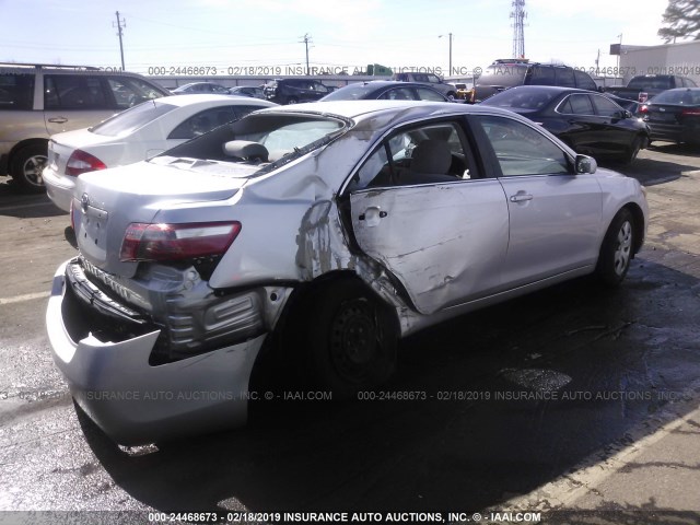 4T1BE46K19U394412 - 2009 TOYOTA CAMRY SE/LE/XLE SILVER photo 4