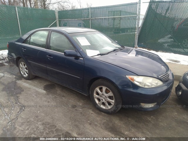 4T1BF30K65U106345 - 2005 TOYOTA CAMRY LE/XLE/SE BLUE photo 1