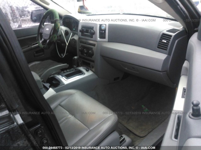 1J4GR48K85C523302 - 2005 JEEP GRAND CHEROKEE LAREDO/COLUMBIA/FREEDOM 黑色 照片 5
