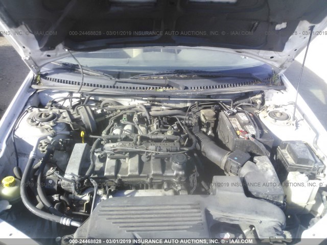 JM1BJ225510461299 - 2001 MAZDA PROTEGE LX/ES თეთრი ფოტო 10