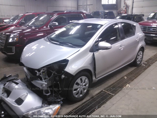 JTDKDTB35C1516567 - 2012 TOYOTA PRIUS C SILVER photo 2