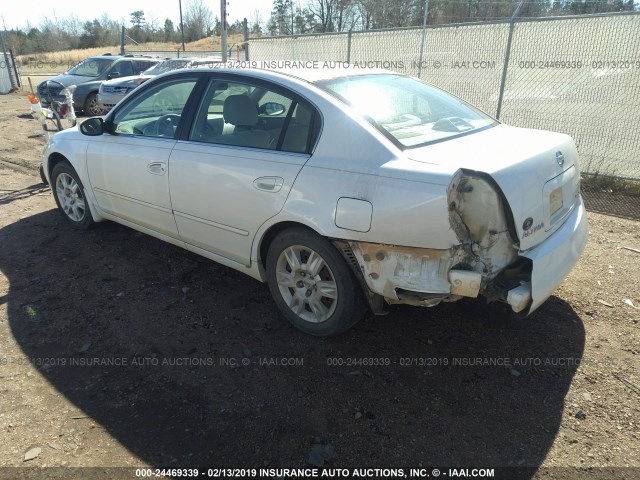 1N4AL11D75C188885 - 2005 NISSAN ALTIMA S/SL WHITE photo 3