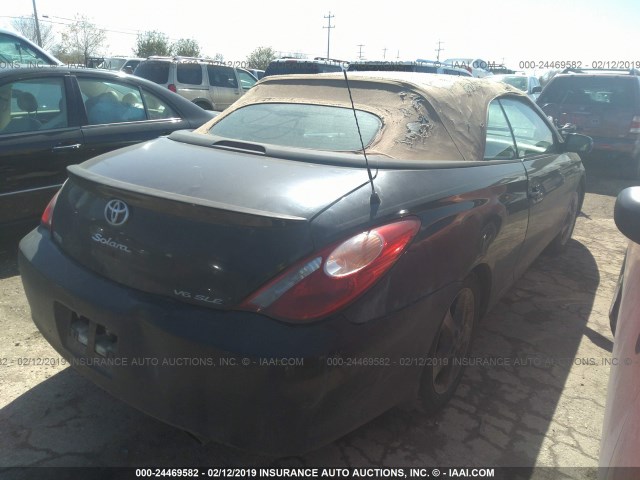 4T1FA38P55U058594 - 2005 TOYOTA CAMRY SOLARA SE/SLE BLACK photo 4