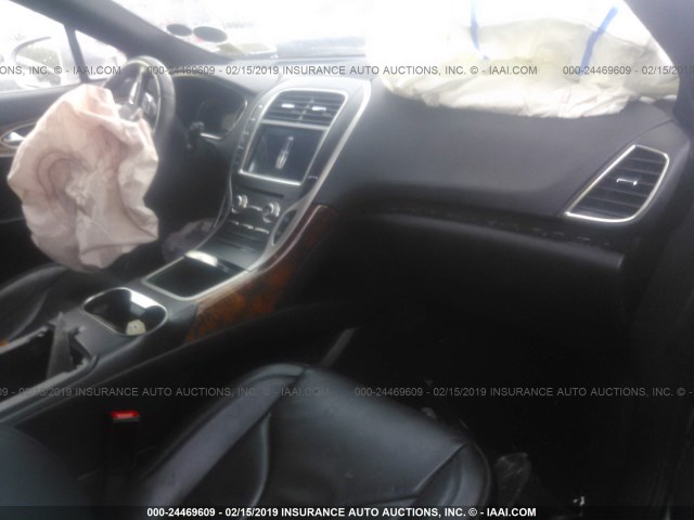 2LMTJ8LR6GBL66850 - 2016 LINCOLN MKX RESERVE 银色 照片 5