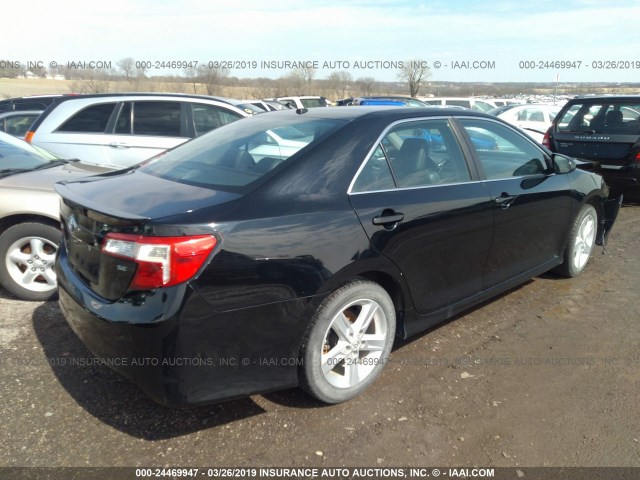 4T1BF1FK7CU037304 - 2012 TOYOTA CAMRY SE/LE/XLE BLACK photo 4