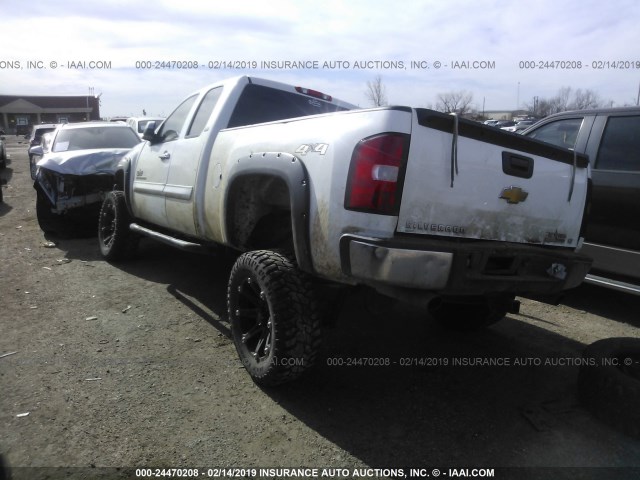 1GCEK29JX9Z292532 - 2009 CHEVROLET SILVERADO K1500 LT WHITE photo 3