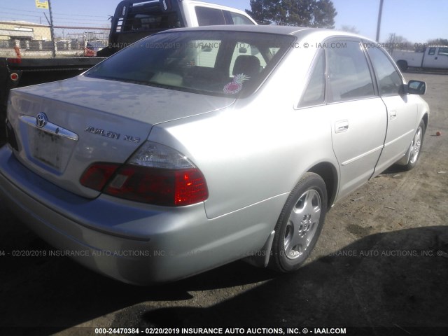 4T1BF28B34U354274 - 2004 TOYOTA AVALON XL/XLS SILVER photo 4