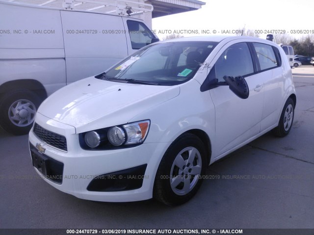 1G1JA6SH4E4134428 - 2014 CHEVROLET SONIC LS 白色 照片 2