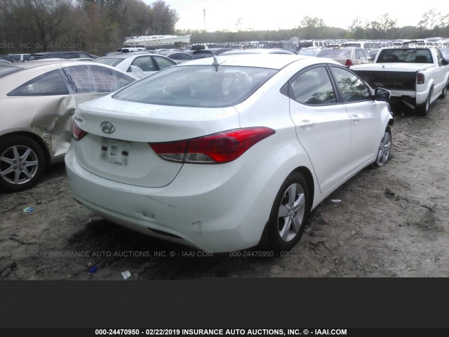 5NPDH4AE3DH423305 - 2013 HYUNDAI ELANTRA GLS/LIMITED WHITE photo 4