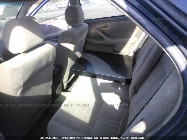 4T1BG22K7WU359664 - 1998 TOYOTA CAMRY CE/LE/XLE 蓝色 照片 8
