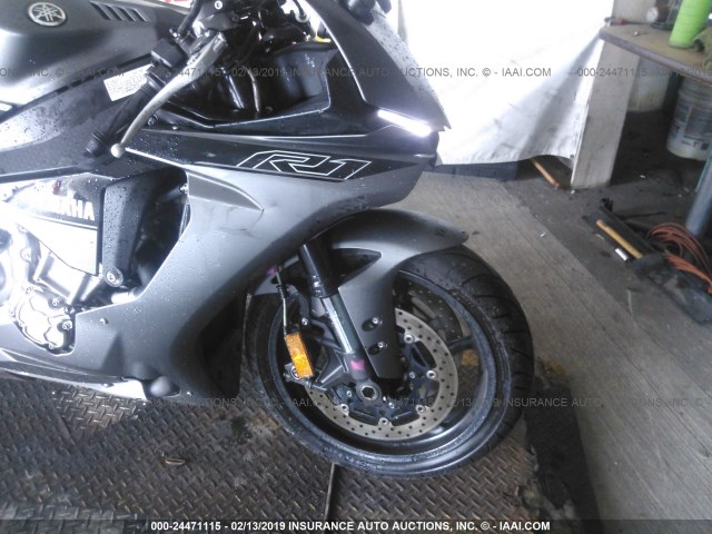 JYARN42E3GA001068 - 2016 YAMAHA YZFR1S GRAY photo 5