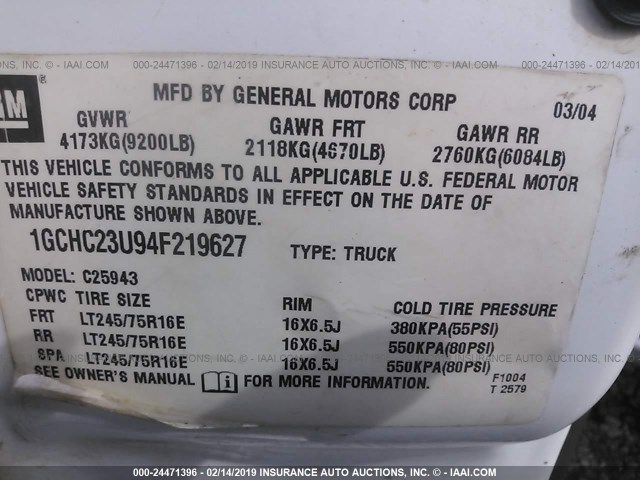 1GCHC23U94F219627 - 2004 CHEVROLET SILVERADO C2500 HEAVY DUTY WHITE photo 9