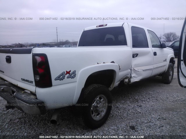 1GCHK23274F191490 - 2004 CHEVROLET SILVERADO K2500 HEAVY DUTY WHITE photo 4