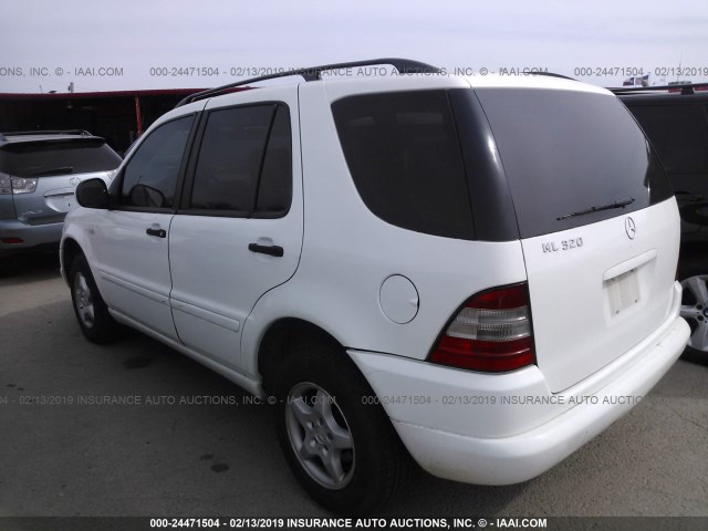 4JGAB54E1YA167213 - 2000 MERCEDES-BENZ ML 320 WHITE photo 3