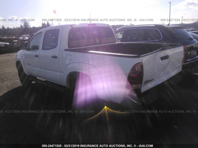 5TELU42N45Z065118 - 2005 TOYOTA TACOMA DOUBLE CAB 白色 照片 3