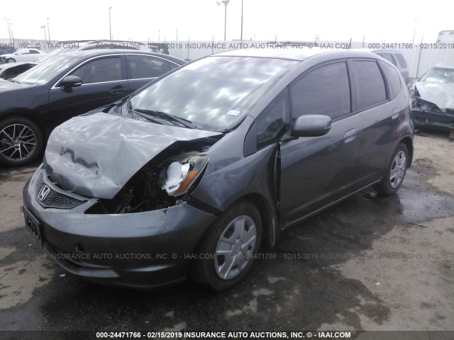 JHMGE8H36DC082901 - 2013 HONDA FIT GRAY photo 2