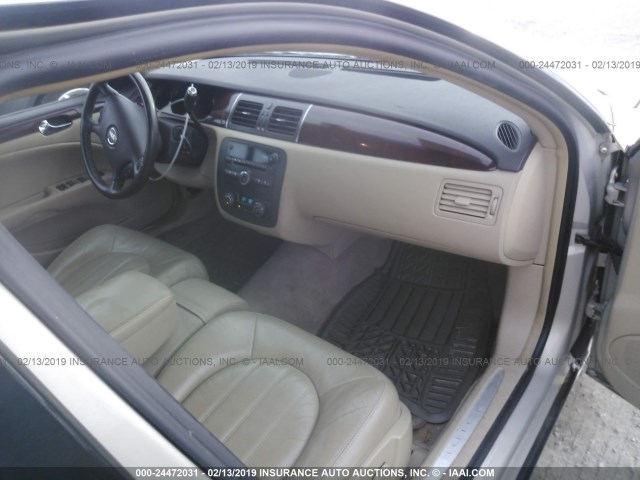 1G4HD572X8U160060 - 2008 BUICK LUCERNE CXL TAN photo 5