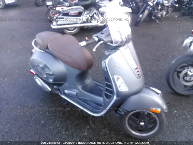 ZAPM459LXH5101642 - 2017 VESPA GTS 300 SUPER GRAY photo 1