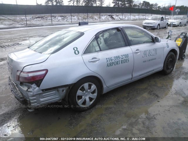 JTNBE46K273106562 - 2007 TOYOTA CAMRY NEW GENERAT CE/LE/XLE/SE SILVER photo 4