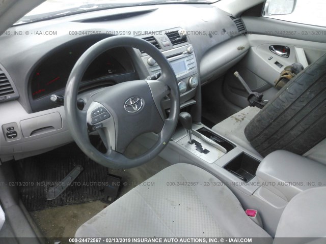 JTNBE46K273106562 - 2007 TOYOTA CAMRY NEW GENERAT CE/LE/XLE/SE SILVER photo 5