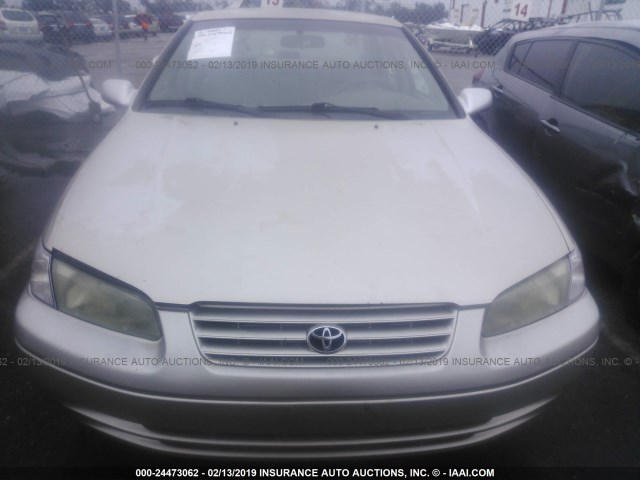 JT2BF22K3V0064700 - 1997 TOYOTA CAMRY LE/XLE Алтын фото 6