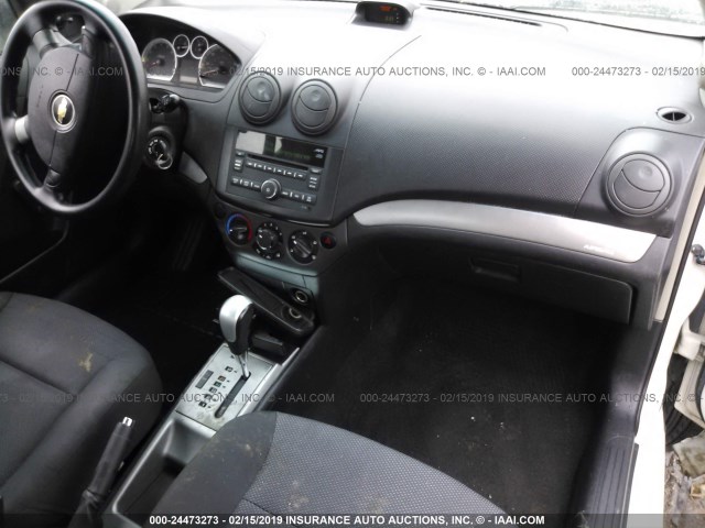KL1TD5DEXAB109244 - 2010 CHEVROLET AVEO LS/LT WHITE photo 5