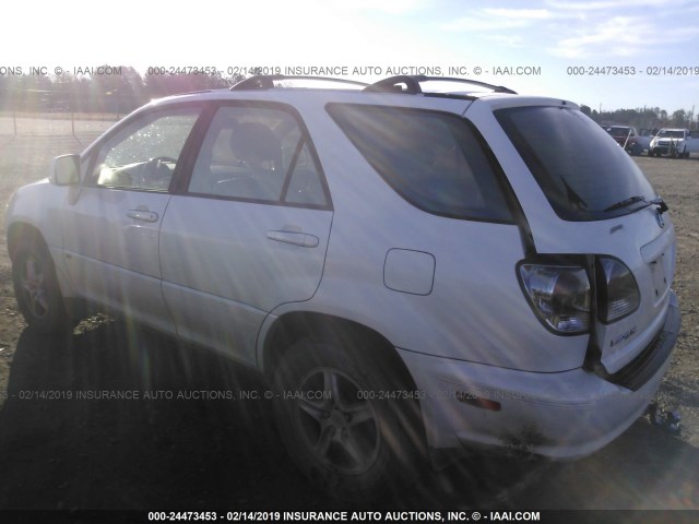 JTJGF10U520140003 - 2002 LEXUS RX 300 WHITE photo 3