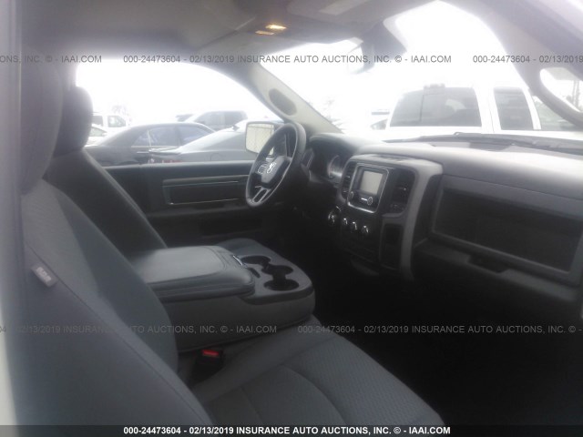 3C6JR6AG6GG370942 - 2016 RAM 1500 ST WHITE photo 5