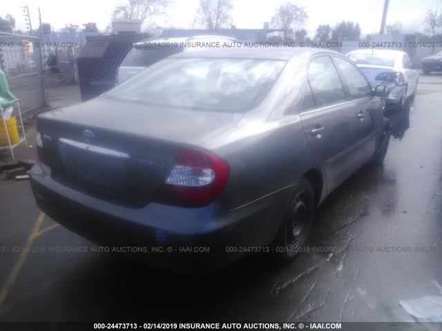 4T1BE32K34U858423 - 2004 TOYOTA CAMRY LE/XLE/SE GRAY photo 4