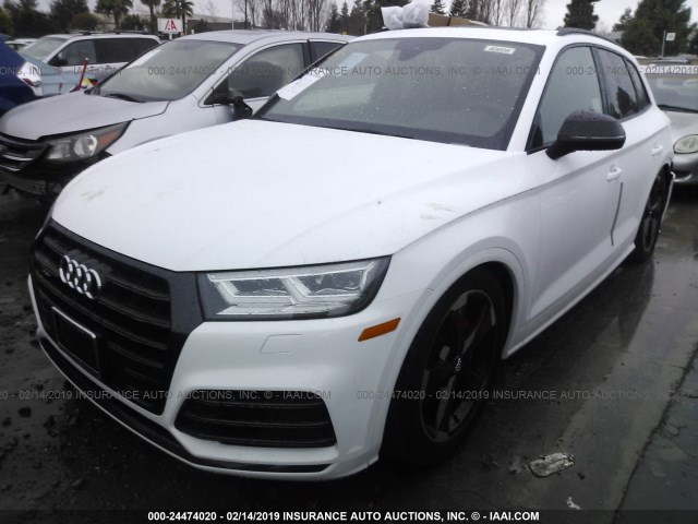 WA1B4AFY0K2013199 - 2019 AUDI SQ5 WHITE photo 2