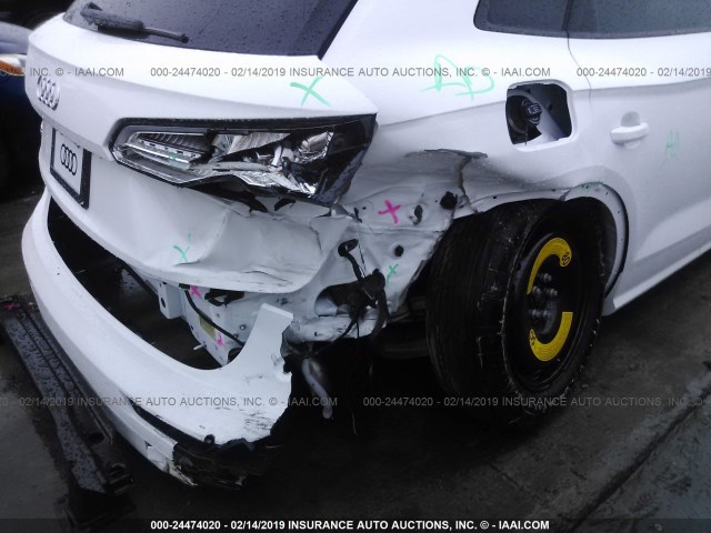 WA1B4AFY0K2013199 - 2019 AUDI SQ5 WHITE photo 6