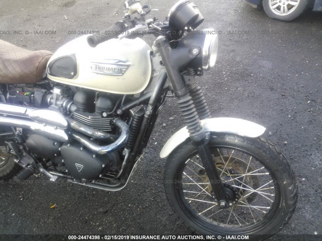 SMT925RN2GT738101 - 2016 TRIUMPH MOTORCYCLE SCRAMBLER BEIGE photo 5