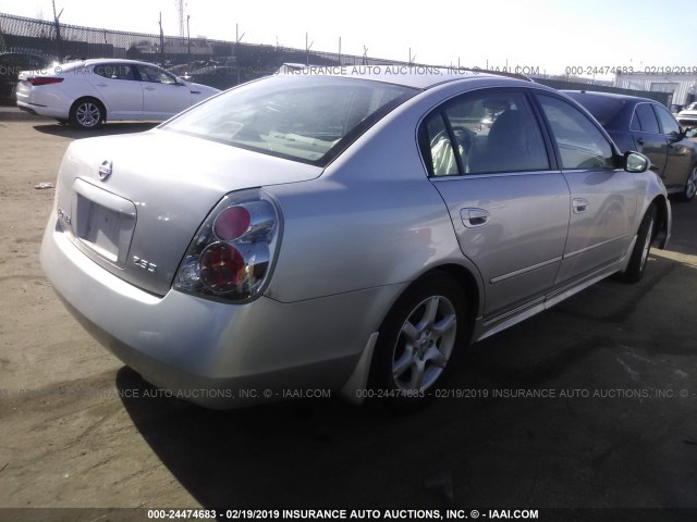 1N4AL11E75N470599 - 2005 NISSAN ALTIMA S/SL SILVER photo 4