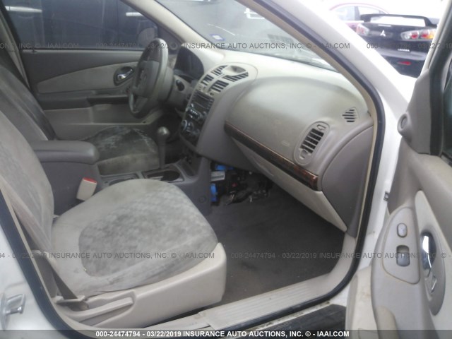 1G1ZT52894F187572 - 2004 CHEVROLET MALIBU LS WHITE photo 5