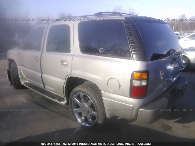 1GKEK63U76J155735 - 2006 GMC YUKON SILVER photo 3