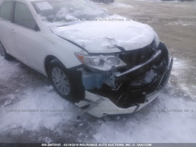 4T1BF1FK9CU576488 - 2012 TOYOTA CAMRY SE/LE/XLE 白色 照片 6