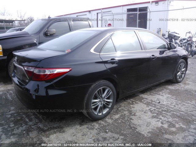 4T1BF1FK2GU264812 - 2016 TOYOTA CAMRY LE/XLE/SE/XSE შავი ფოტო 4