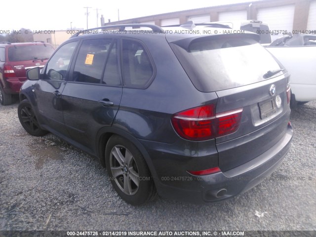 5UXZW0C54BL660460 - 2011 BMW X5 XDRIVE35D GRAY photo 3