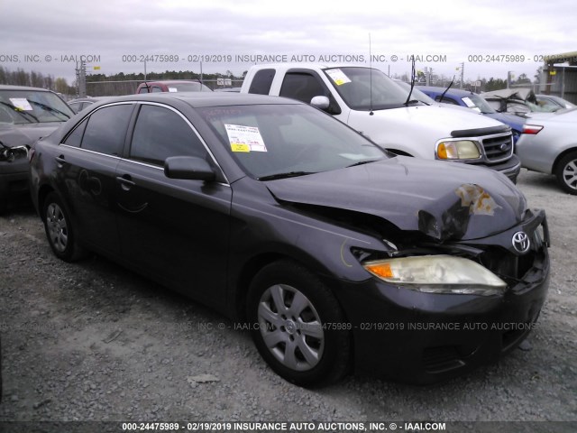 JTNBF3EK6A3000437 - 2010 TOYOTA CAMRY SE/LE/XLE GRAY photo 1